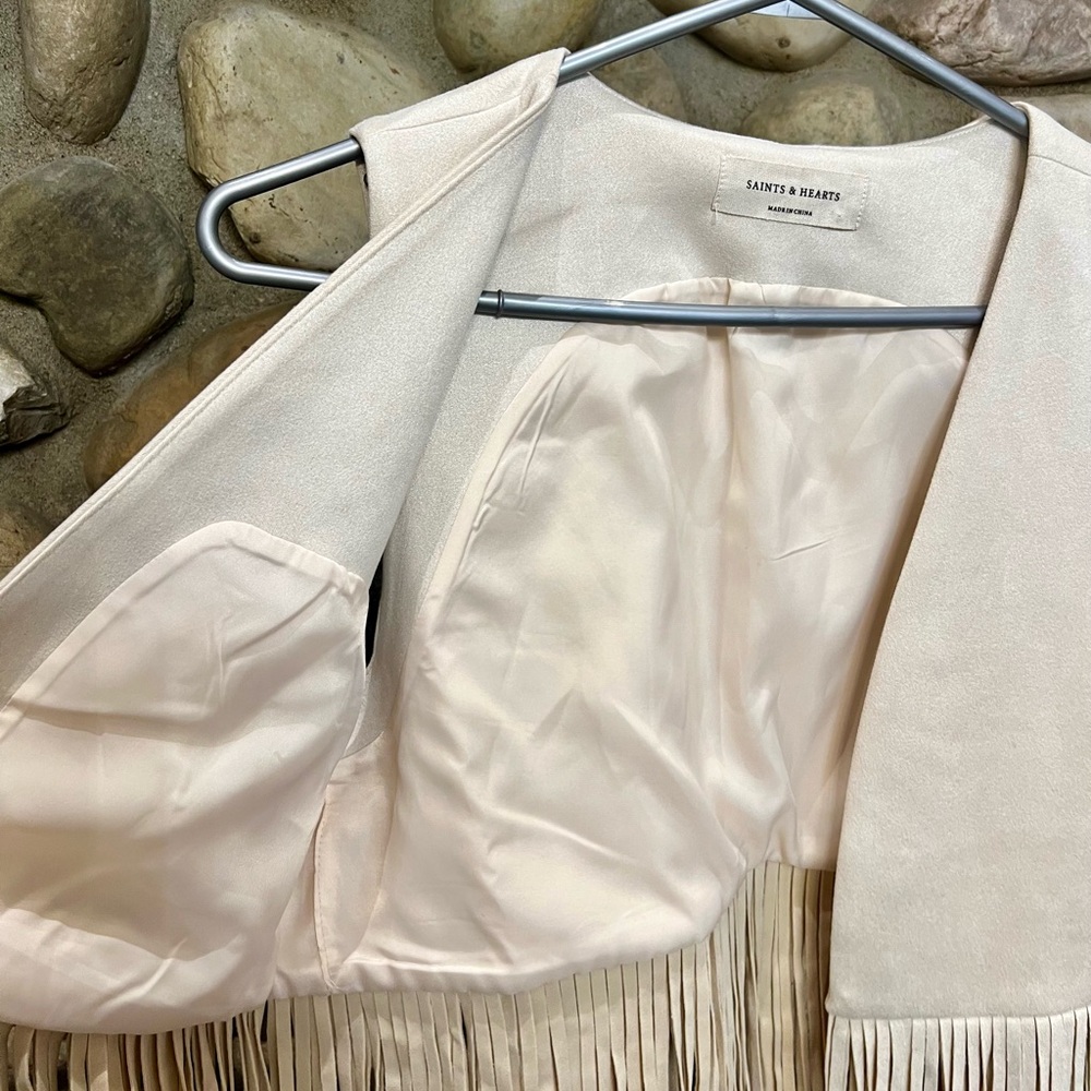 Saints & Hearts Cream Fringed Vest - Picture 3 of 6
